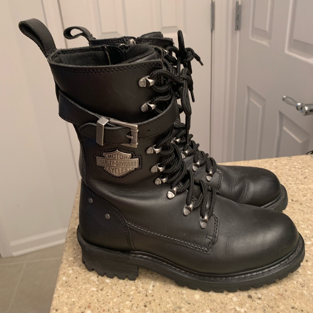 Motorcycle boots